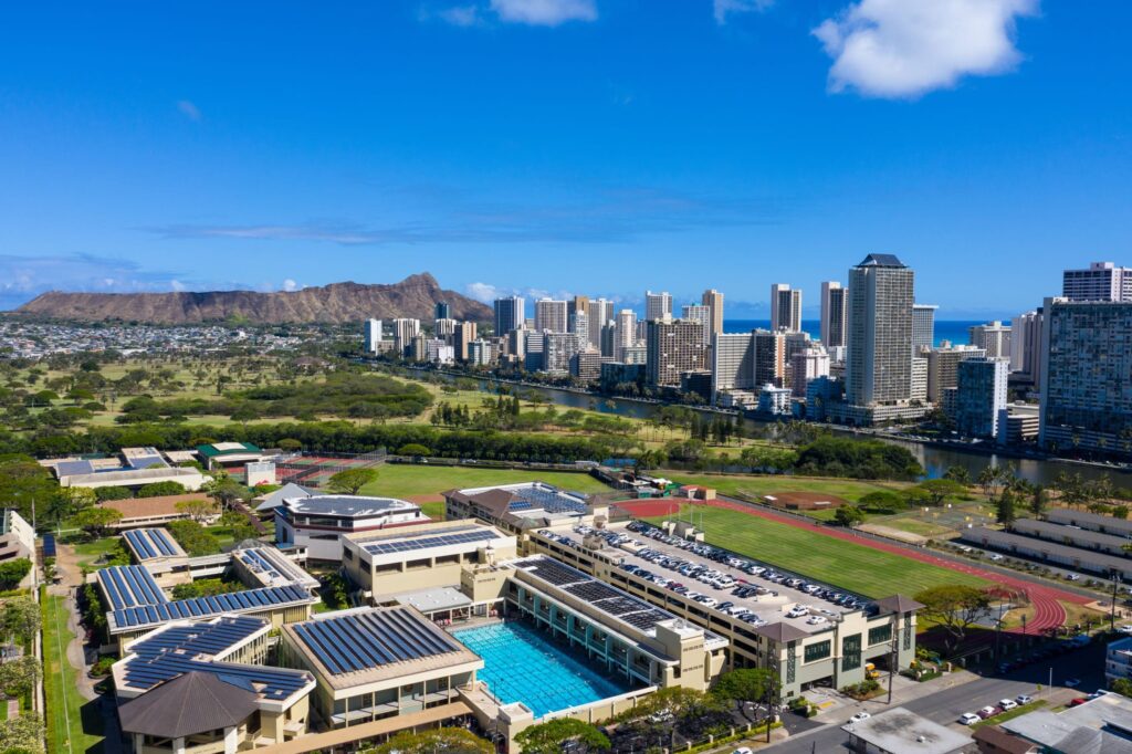 ʻIolani School